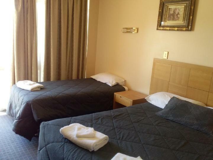 Desert Sand Motor Inn Broken Hill Bagian luar foto